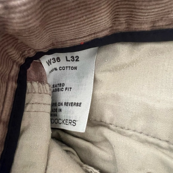 Dockers classic fit corduroys - Picture 4 of 7